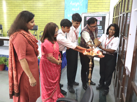 Expressions India: Adolescents�Darbaar at�Indirapuram Public School, Crossings Republik - Click to Enlarge