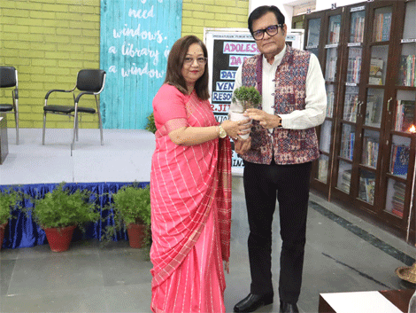 Expressions India: Adolescents�Darbaar at�Indirapuram Public School, Crossings Republik - Click to Enlarge