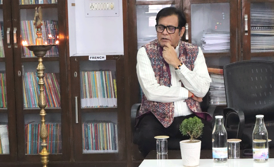 Expressions India: Adolescents�Darbaar at�Indirapuram Public School, Crossings Republik - Click to Enlarge